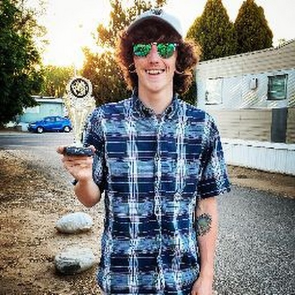 Meet your Posher, Rusty - Picture 1 of 1